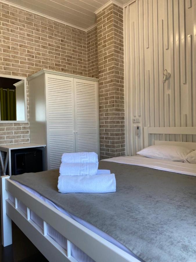 Captain Hotel Zatoka Εξωτερικό φωτογραφία