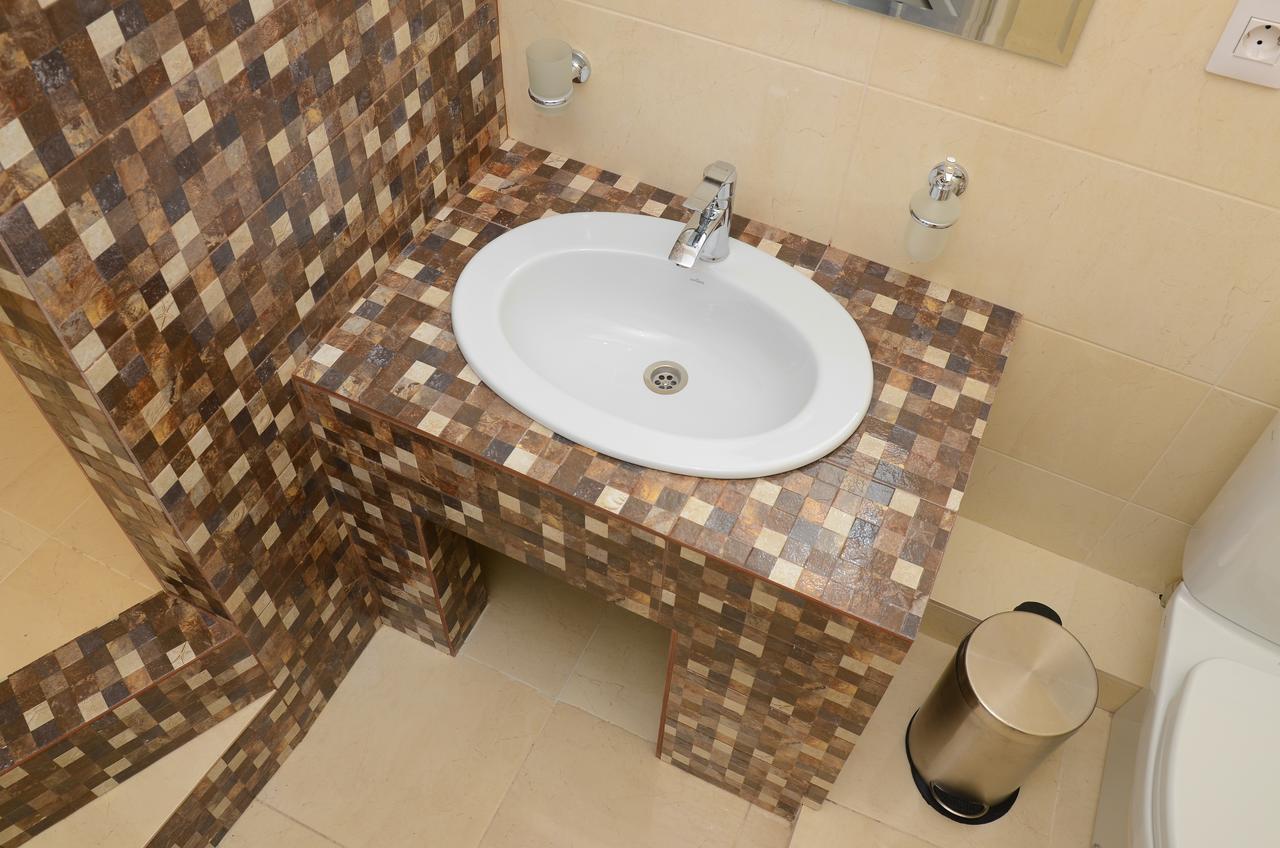 Captain Hotel Zatoka Εξωτερικό φωτογραφία